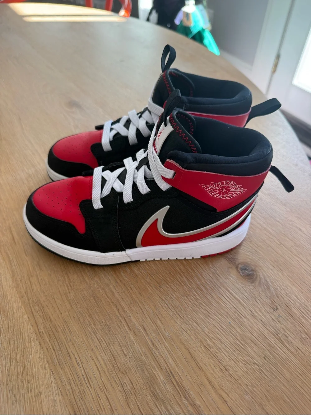 Jordan 1 Mid RM EasyOn Black White University Red